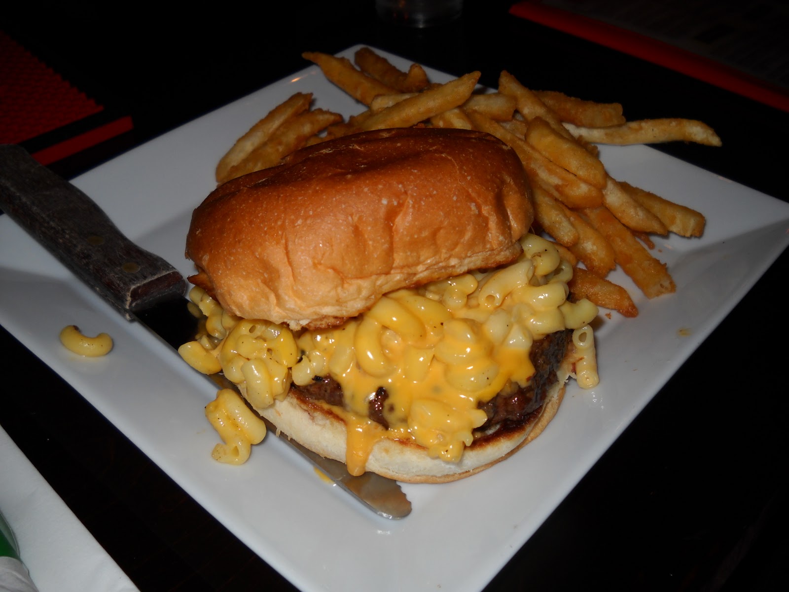 Macaroni and Cheeseburger: I Would Eat It | The Worley Gig